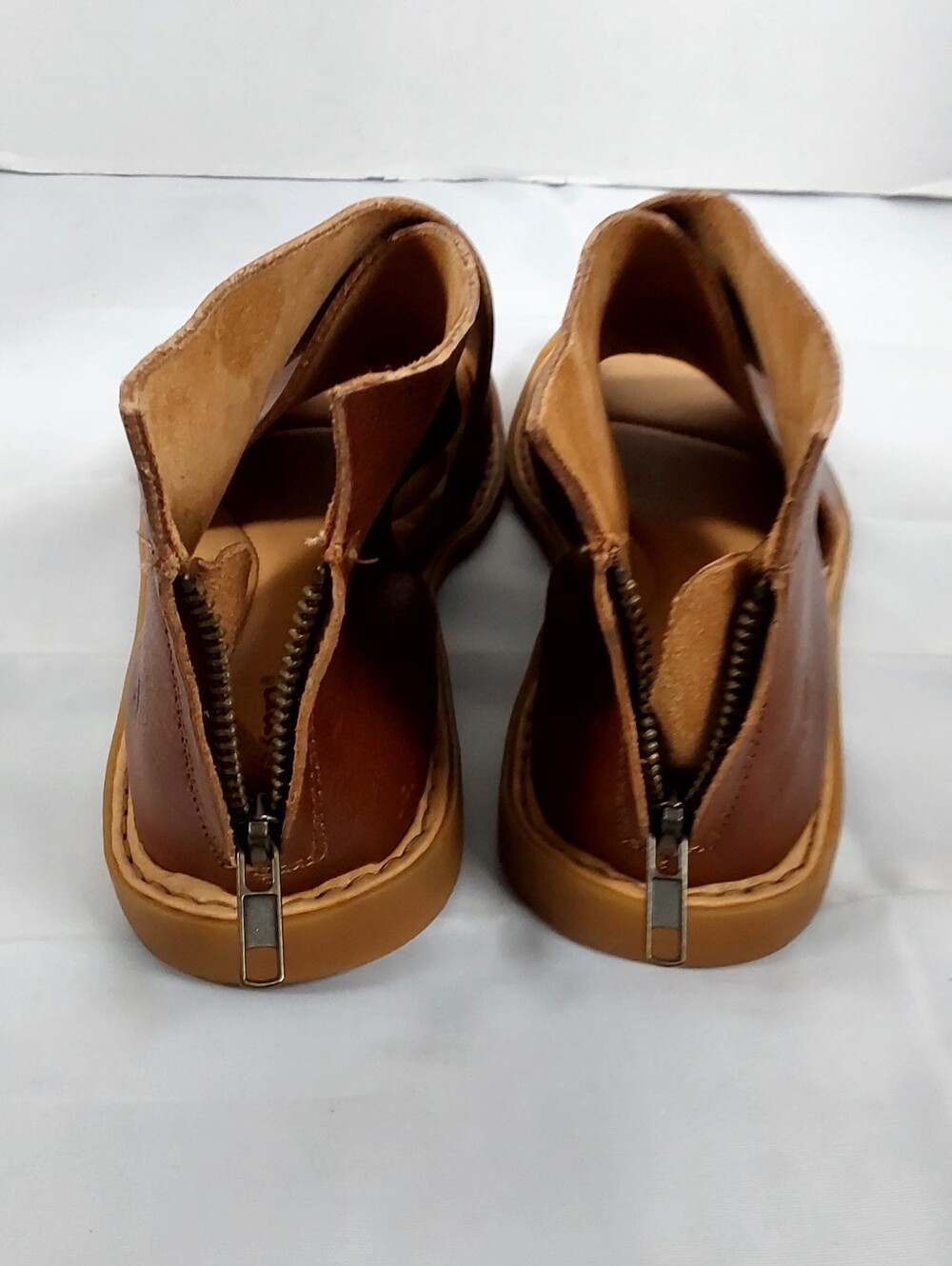 Born  Iwa Comfort Sandals - Picture 6 of 10